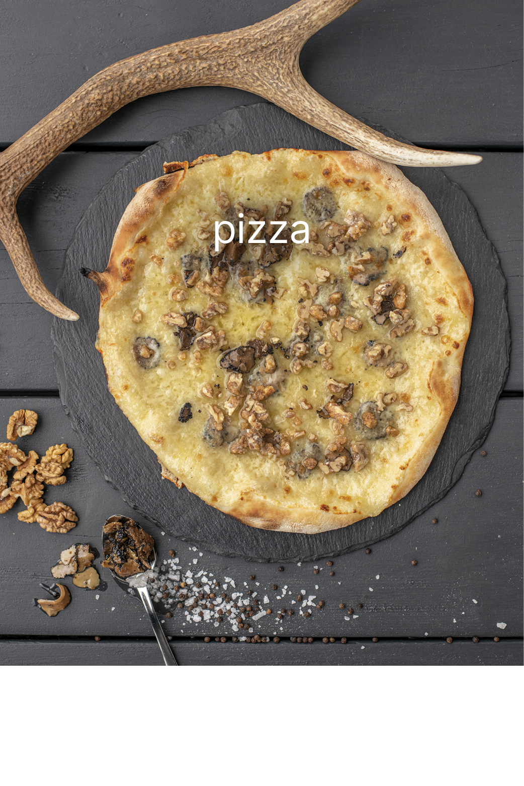 wild o'williams – besondere Pizzen mit einzigartigem Geschmack Pizzas auf einer Steinplatte